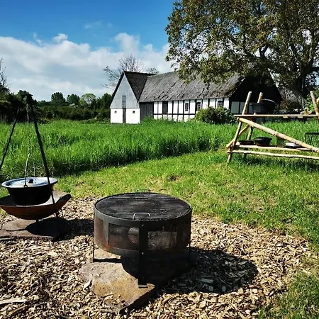 Luxuszelt Nyd Roen Og Naturen I Tipitelt Pa Baekkegard *